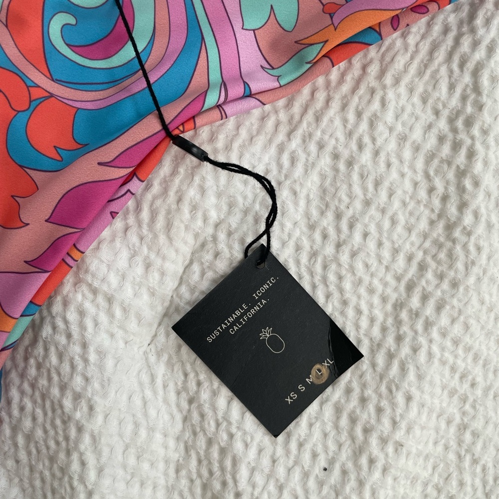 Skatie Mandi bottoms in print Lanai in size large - Picture 2 of 6